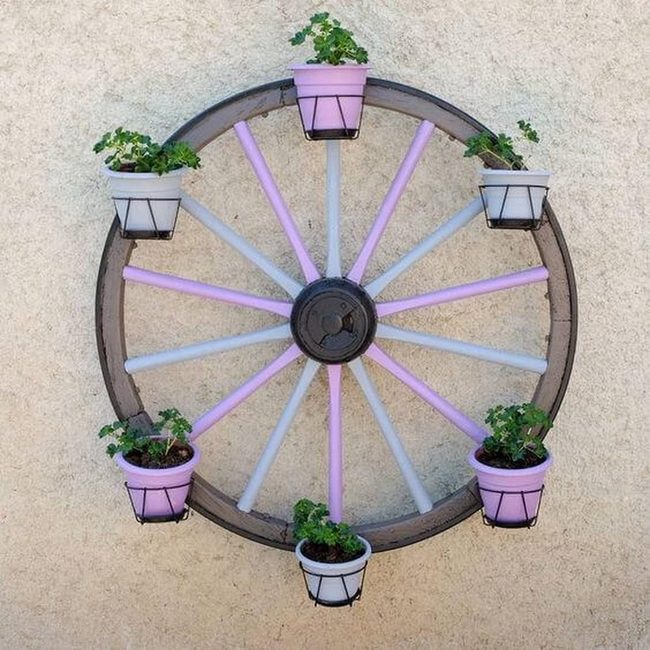 Lavender Wheel Garden Wall