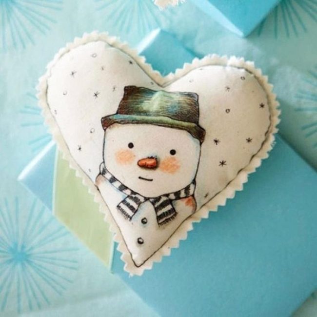 Snowman Heart Pillow