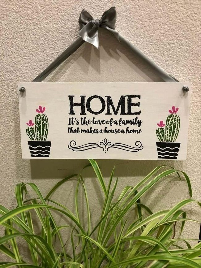 Pink Petaled Cactus Sign