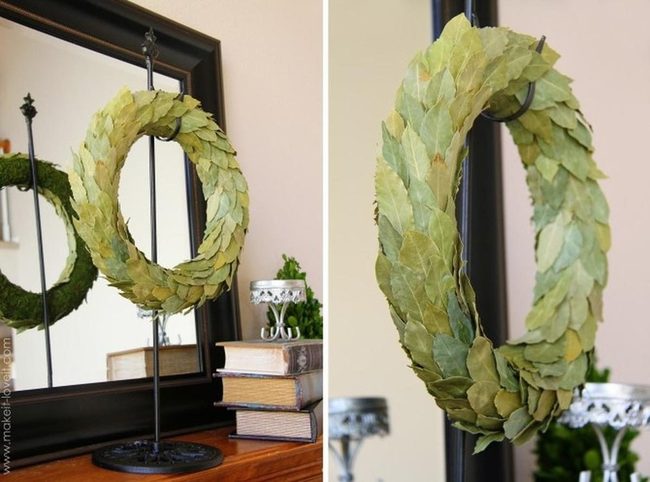Natural Leaf Wreath Display