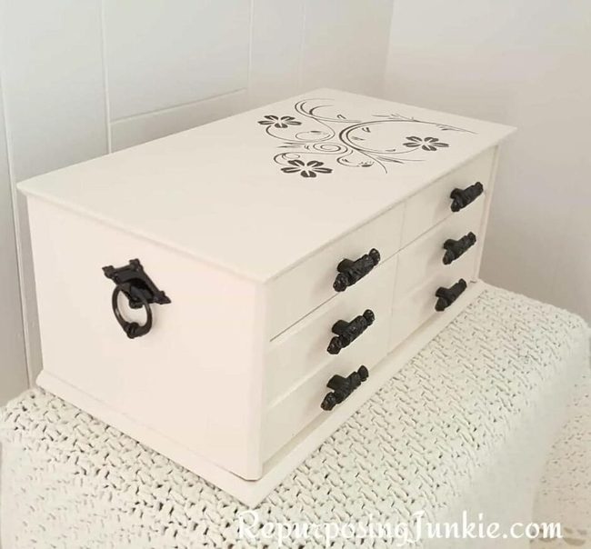 Spray-Painted Jewelry Box With Stencil Art