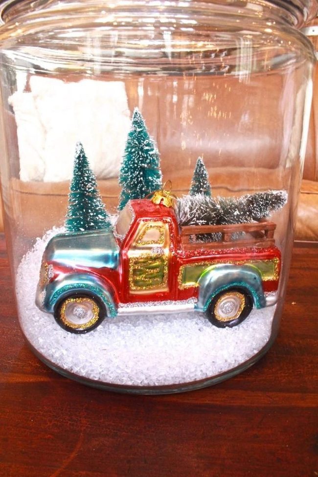 Red Truck Snow Globe