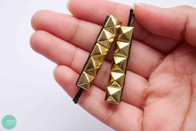 Gold Studs Black Hair Clips