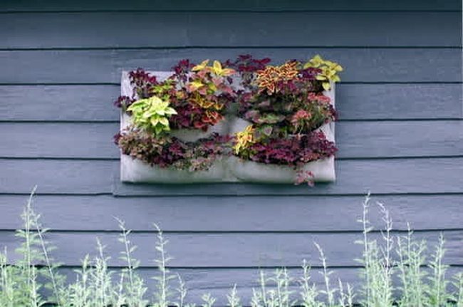 Green Felt Wall Garden