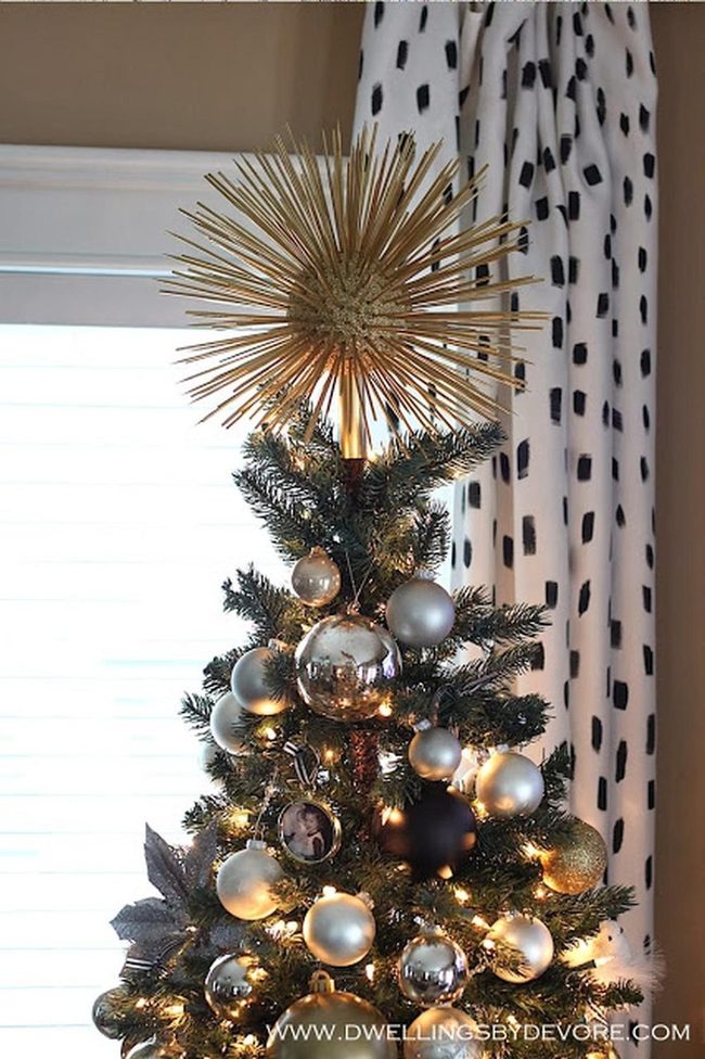 Golden Star Christmas Radiance