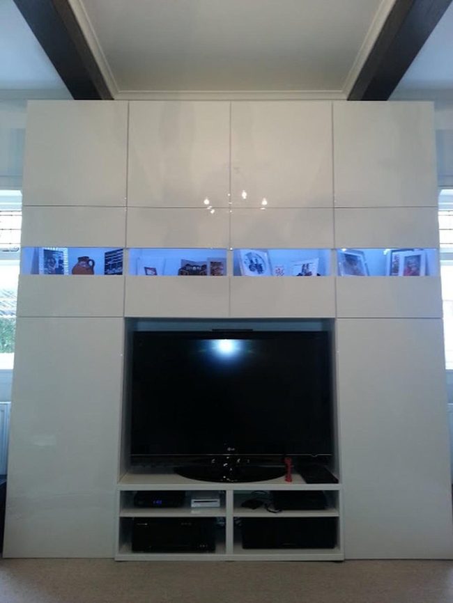 White Center Tv Wall