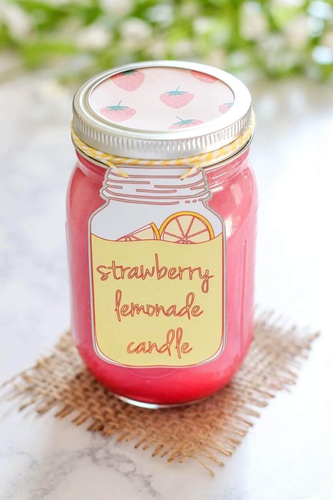 Strawberry Lemonade Summer Candle