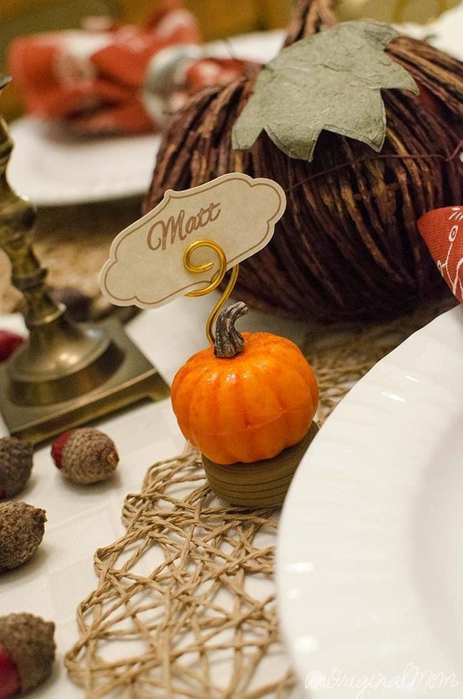 Autumn Brown And Gold Place Settings