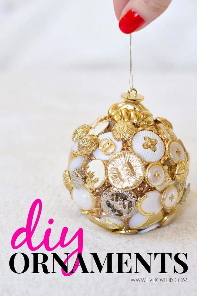 Button-Covered Baubles Pop Personality