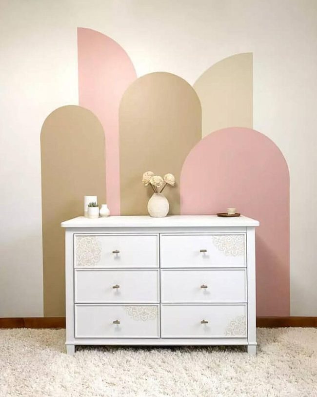 Gold Geometric Art Deco Statement