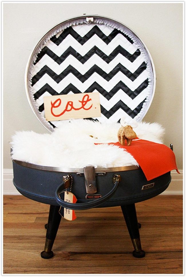 Black Striped Suitcase Pet Bed