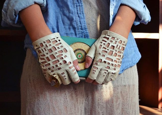 Cream Cutout Gloves With Turquoise Accent