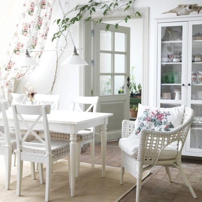 White Wicker Dining With Florals