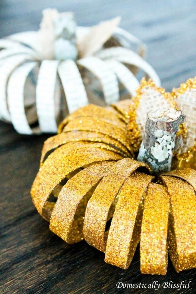 Gold Sparkle Pumpkin Display