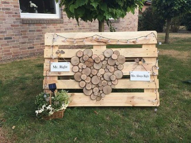 Carved Log Heart Garden Lights