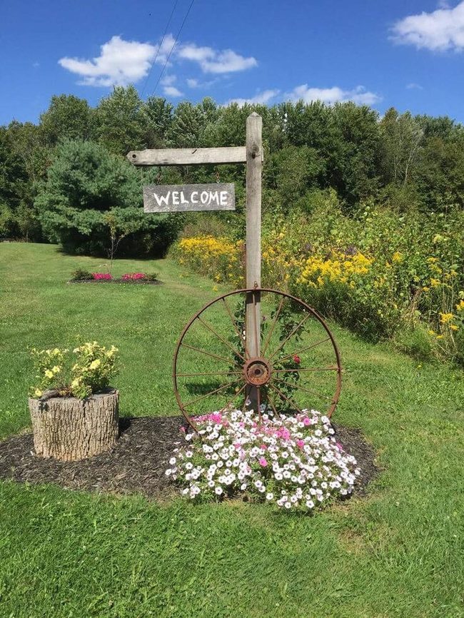 Weathered Wood, Wildflower Welcome