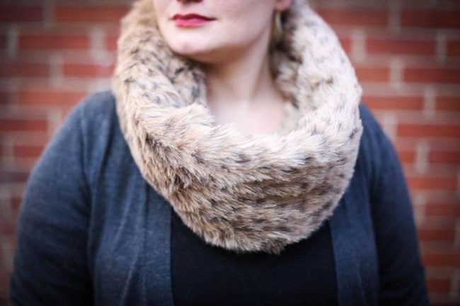 Spotted Scarf, Red Lip Statement