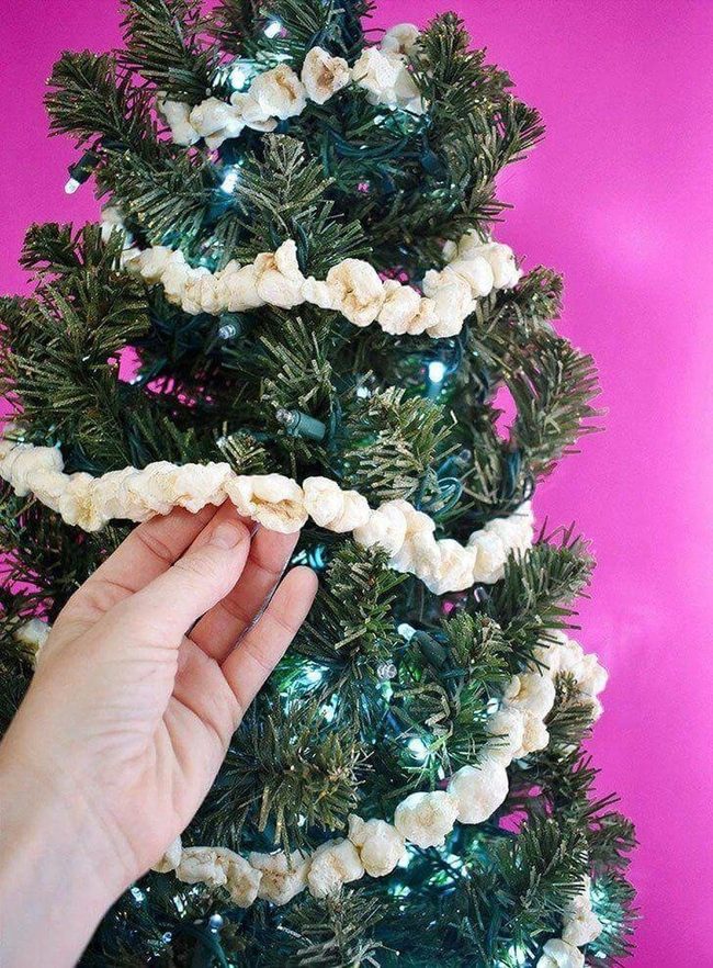 Spray Foam Popcorn Garland