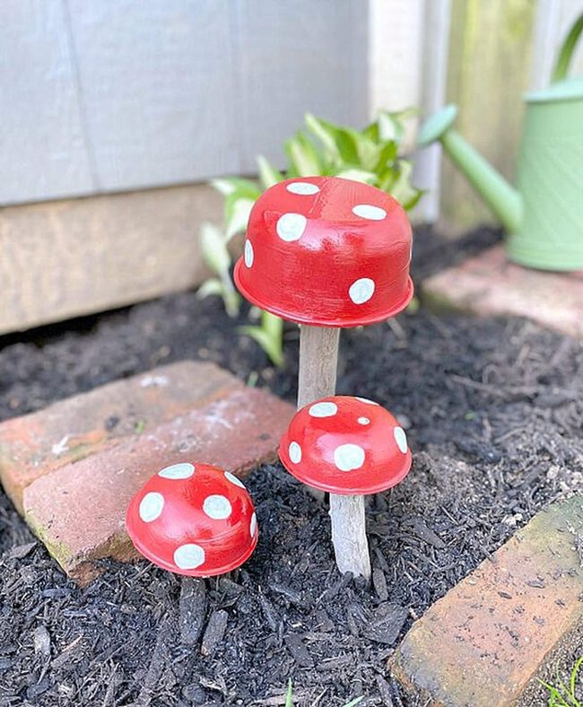 Driftwood Mushrooms With Polka Dot Tins