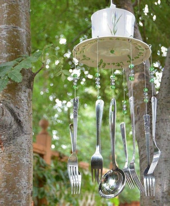 Swaying Teacup Wind Chimes