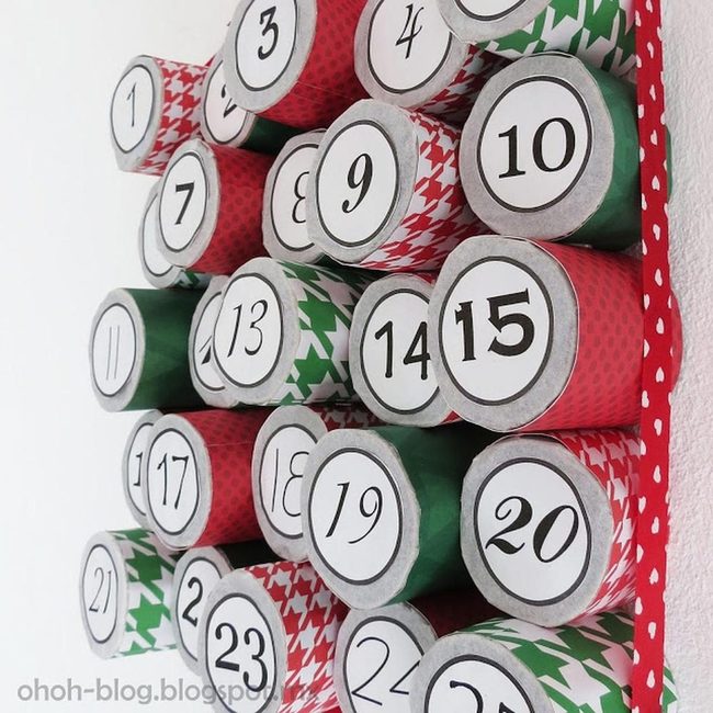 Red Circle Countdown Calendar