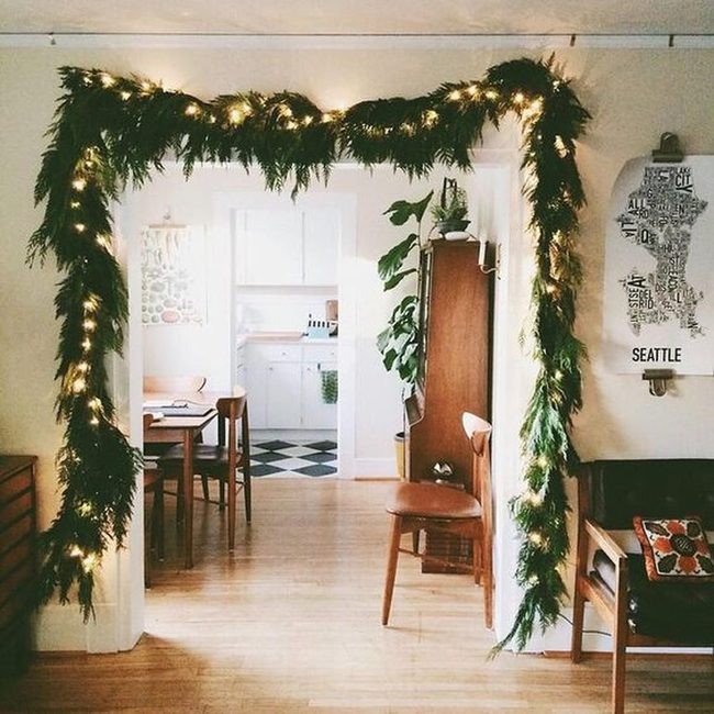 Green Garlands Meet Checkered Black
