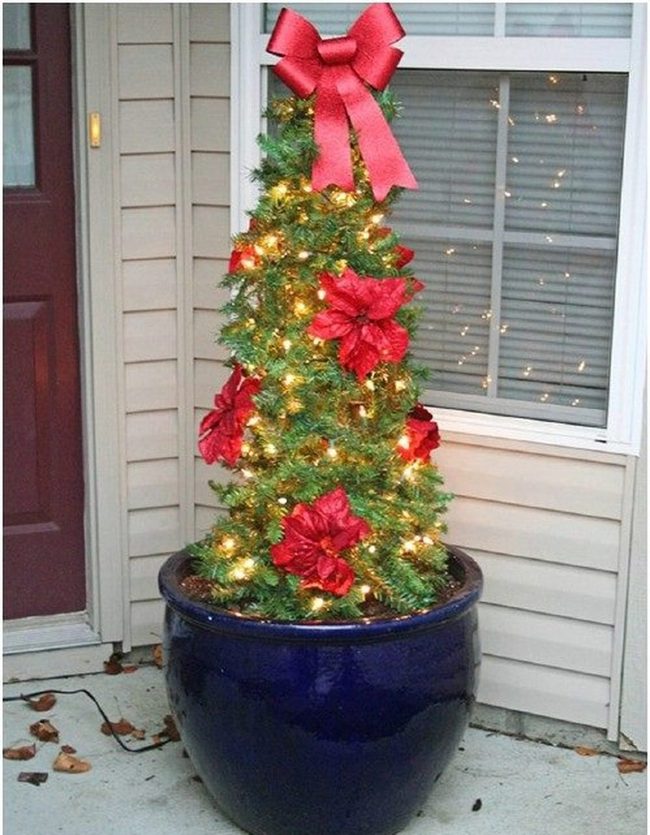 Metallic Cage Tree Sparkles
