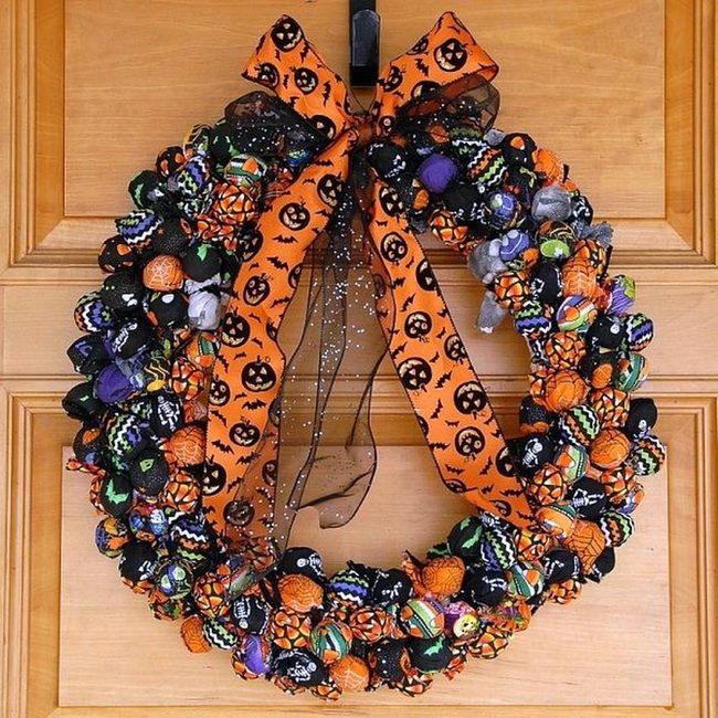 Orange Pumpkin Face Wreath
