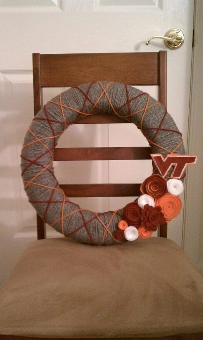 Gray Yarn Wreath, Rust Crisscross Details