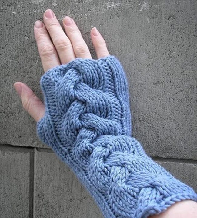 Light Blue Braided Fingerless Gloves
