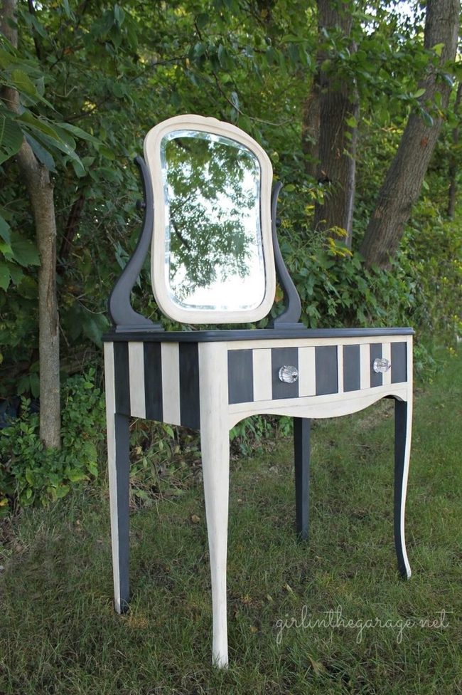 Striped Vanity Green Botanical