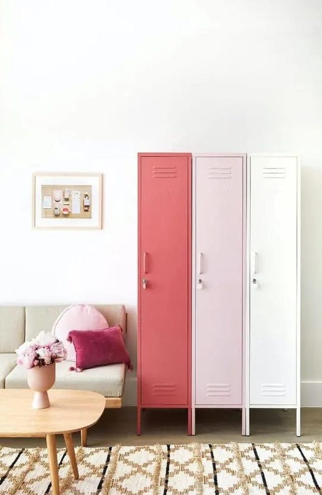 Colorful Lockers, Neutral Balance