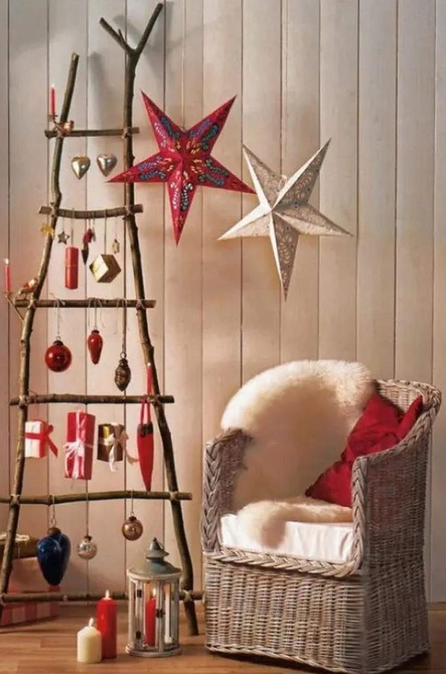 Red Pillows, Wooden Warmth