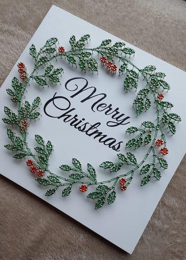 Green Wreath Red Berry Beads