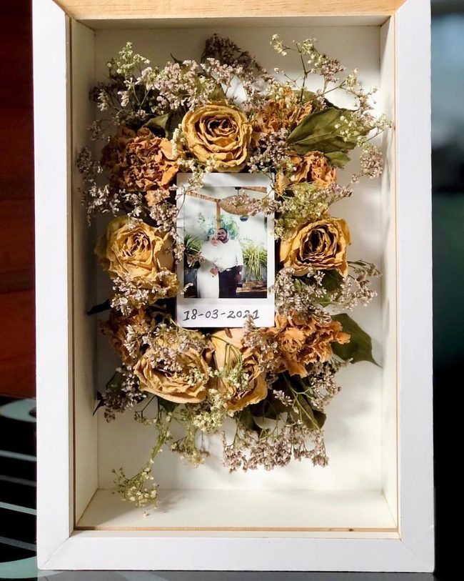 Dried Flowers Wedding Frame