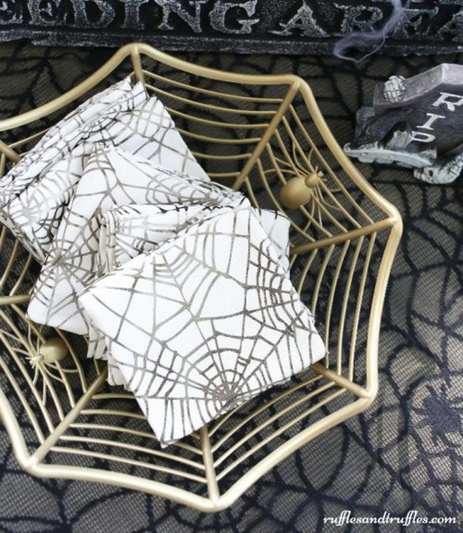 Gold Wire Spider Web Holders