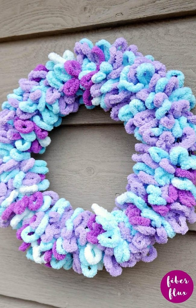 Fluffy Loop Yarn Wreath