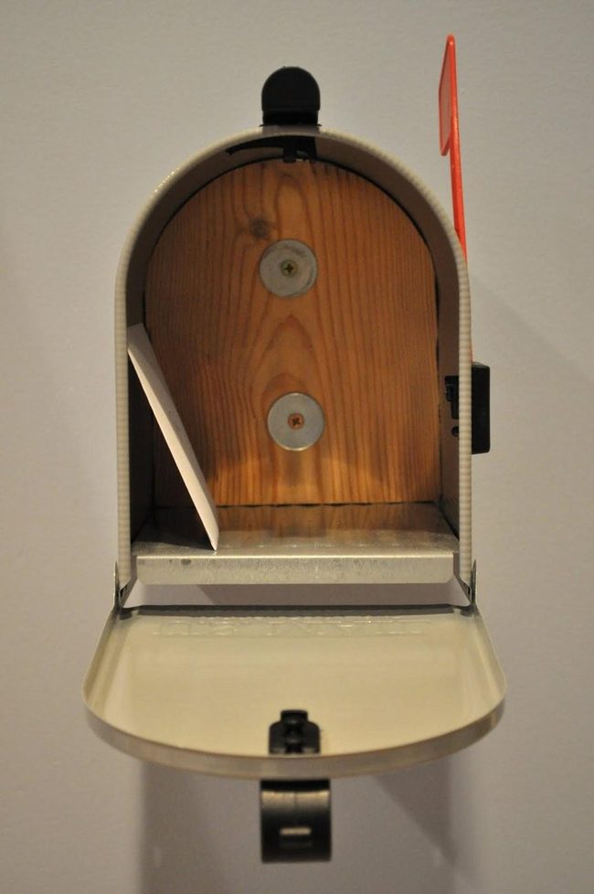 Cheerful Playroom Message Box