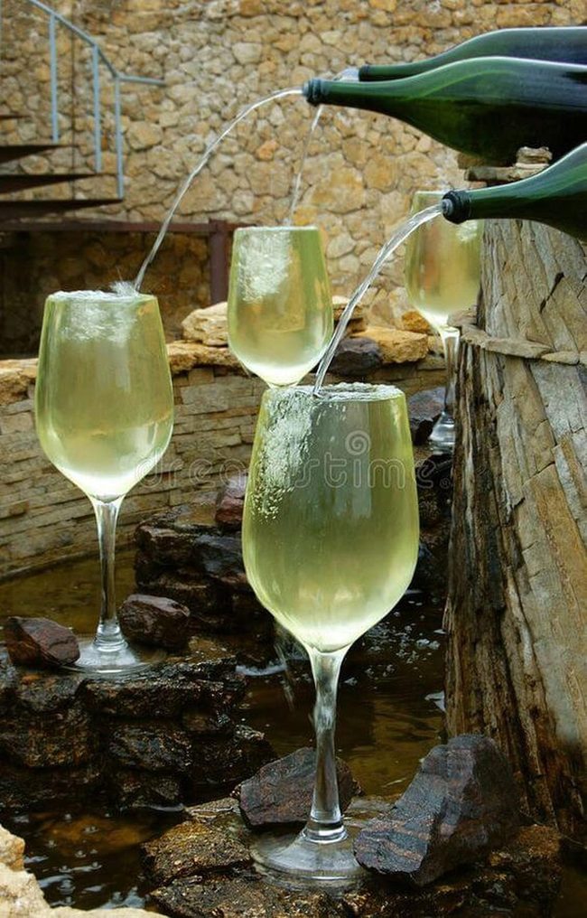 Cascading Water Wine Glasses