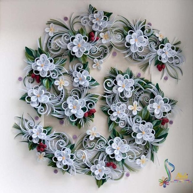 White Blooms Green Vines Movement