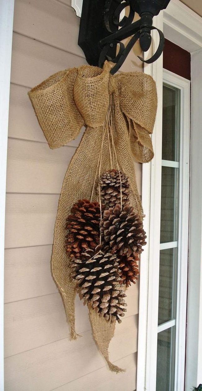 Burlap Bows, White-Tipped Pinecones