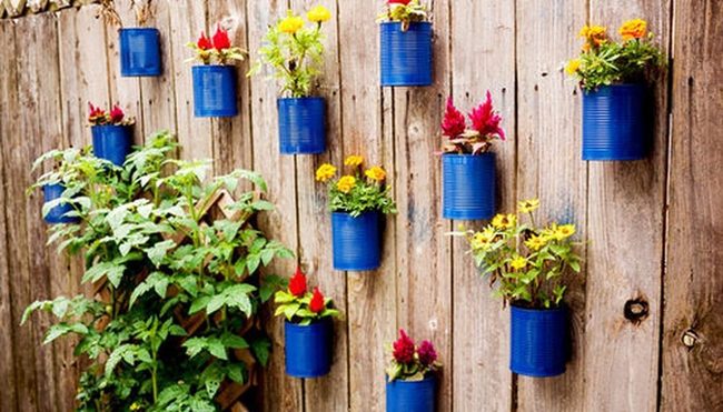 Painted Tin Can Garden Wall