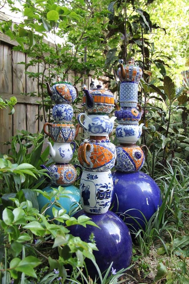 Stacked Ceramic Towers Burst Color