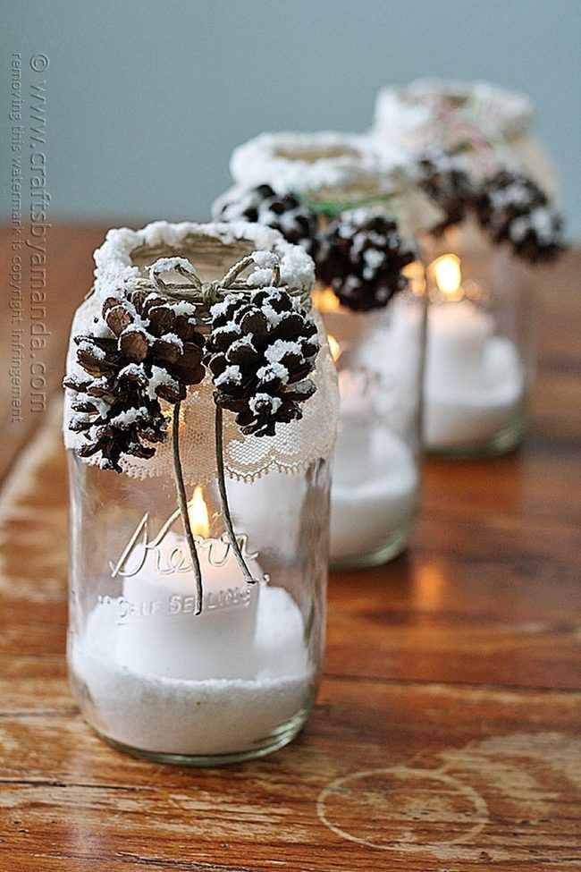 Frosted Pinecone Candlelight