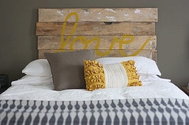 Weathered Wood Love Statement
