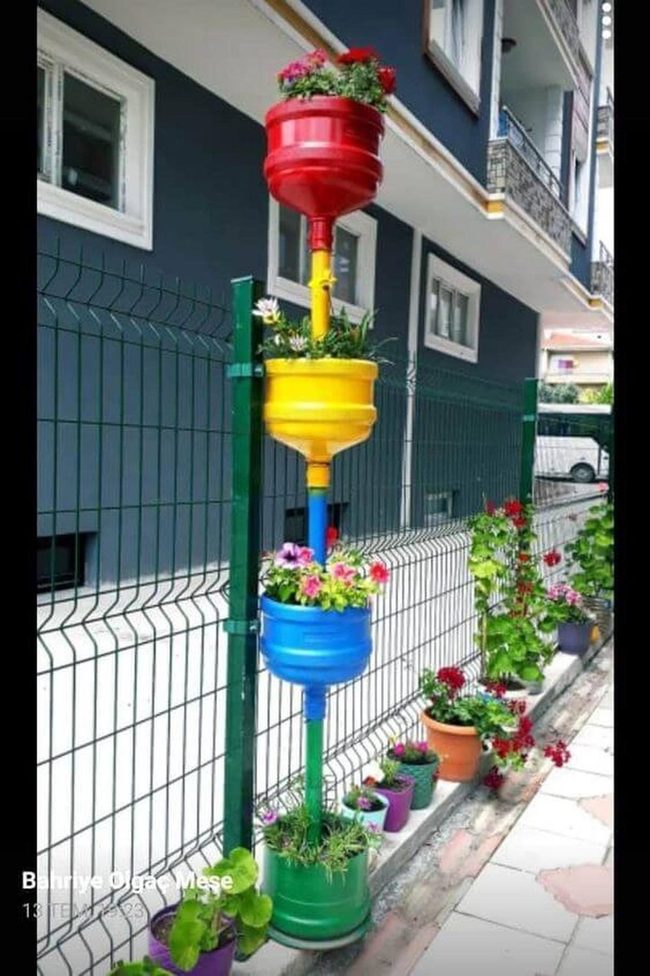 Tiered Planters Red And Yellow