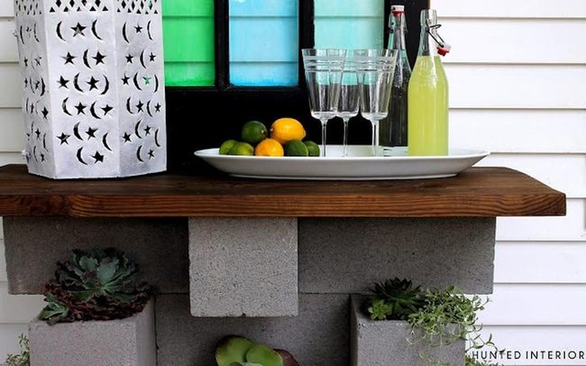 Colorful Glass Bar With Concrete Base