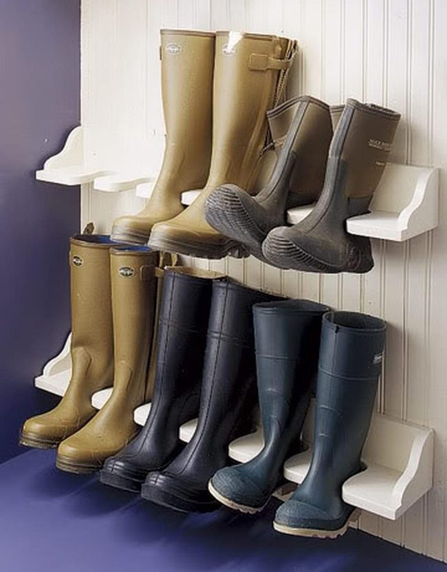 Tan Boots Deep Purple Floor