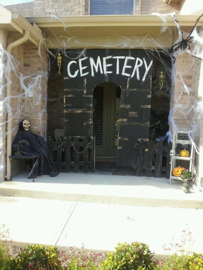 Skeleton Tombstones, Bone-Chilling Entry