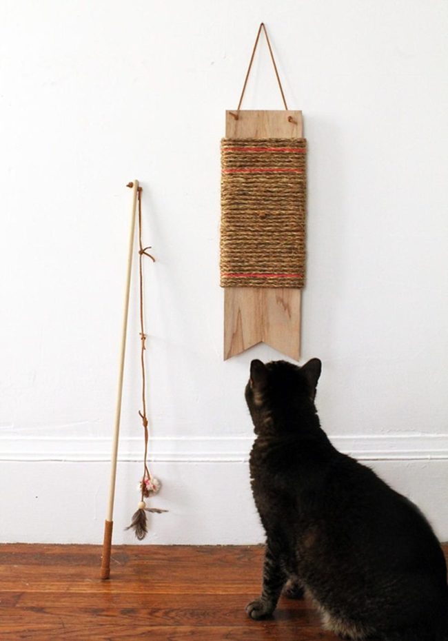 Red Thread Wood Cat Scratcher